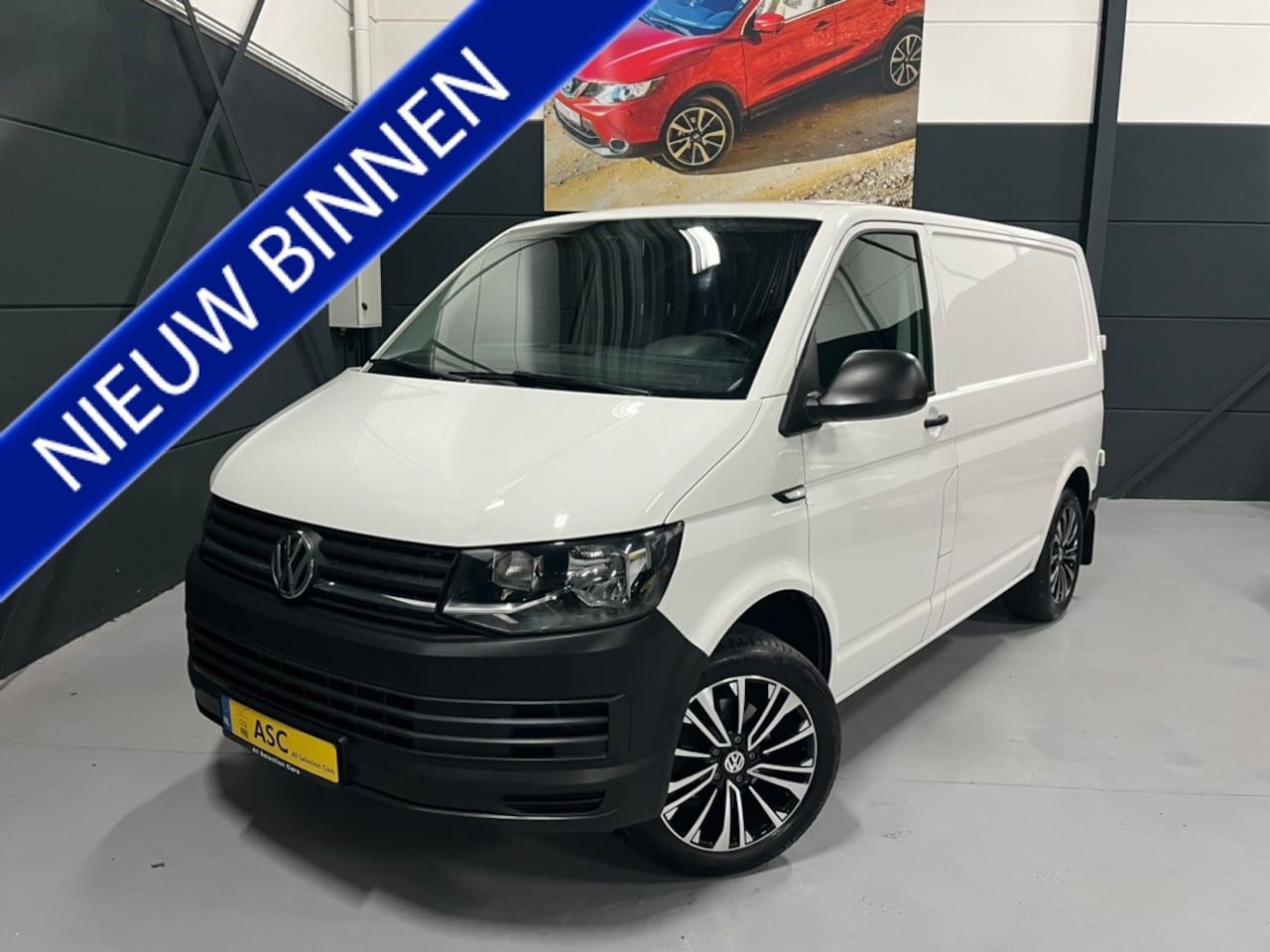 Volkswagen Transporter - 2.0 TSI 150pk Benzine L1H1 Airco Schuifdeur Trekhaak Bpm Vrij ! Topstaat 1e Eigenaar - AutoWereld.nl