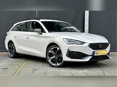 CUPRA Leon Sportstourer - 1.4 e-Hybrid Black Edition Stuurverwarming / Carplay/ PDC / Keyless / Draadloosladen