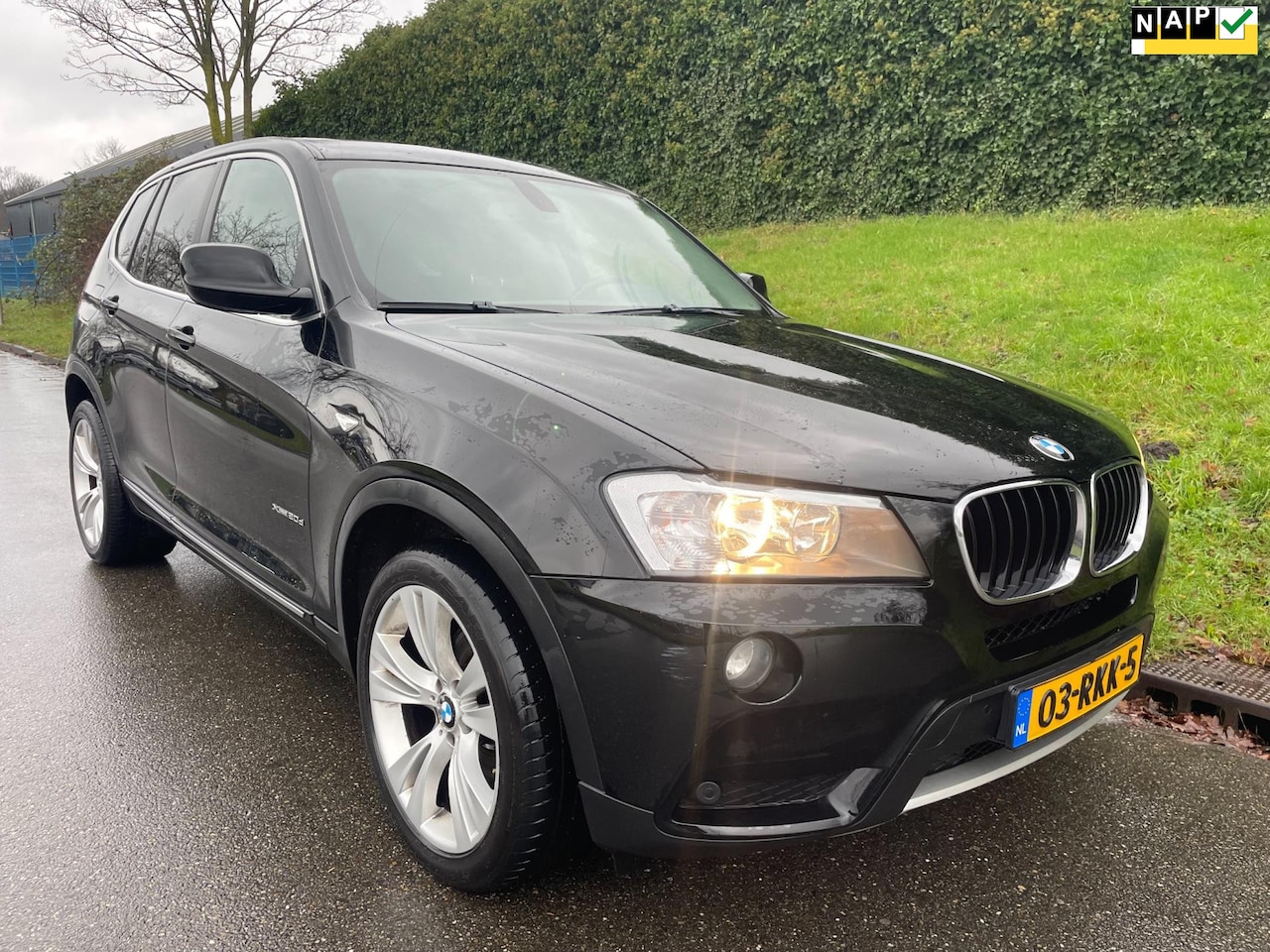 BMW X3 - XDrive20d Executive - Automaat - Panodak - Navi - AutoWereld.nl