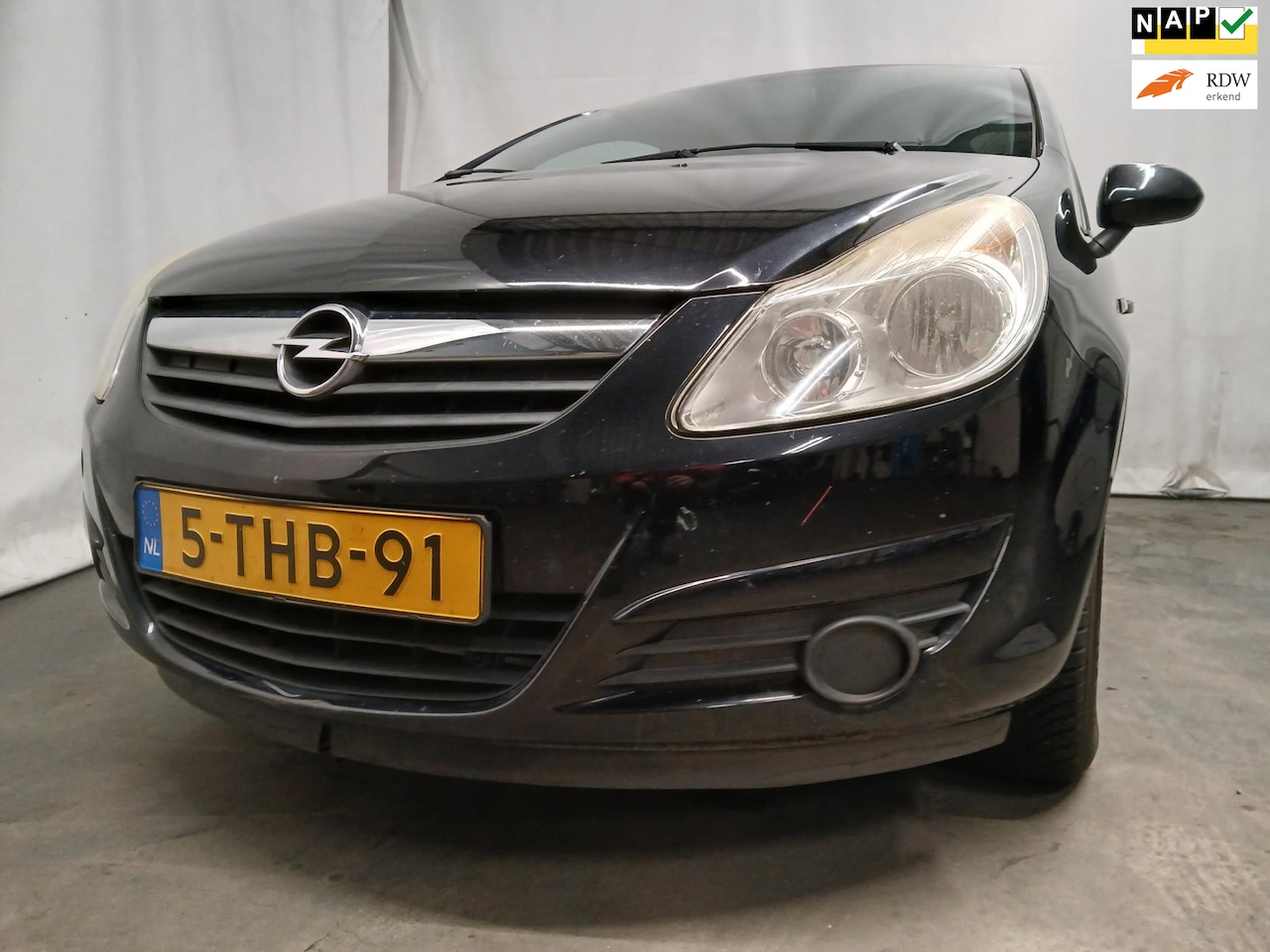 Opel Corsa - 1.2-16V '111' Edition - Airco - Rechter Zijschade - AutoWereld.nl