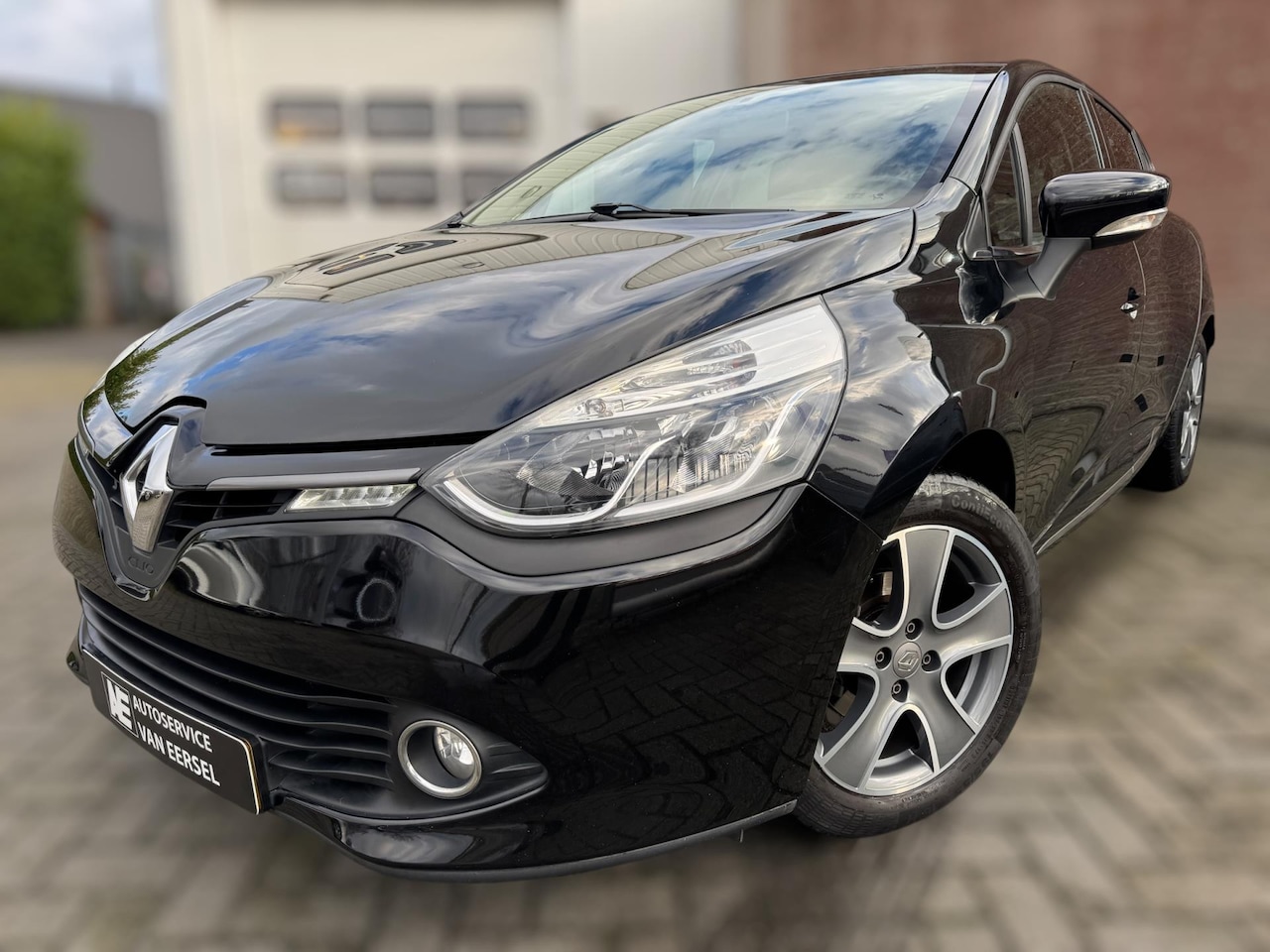 Renault Clio - 0.9 TCe ECO Night&Day NL AUTO / LMV / BLUETOOTH / PDC / NAVI / CRUISE - AutoWereld.nl