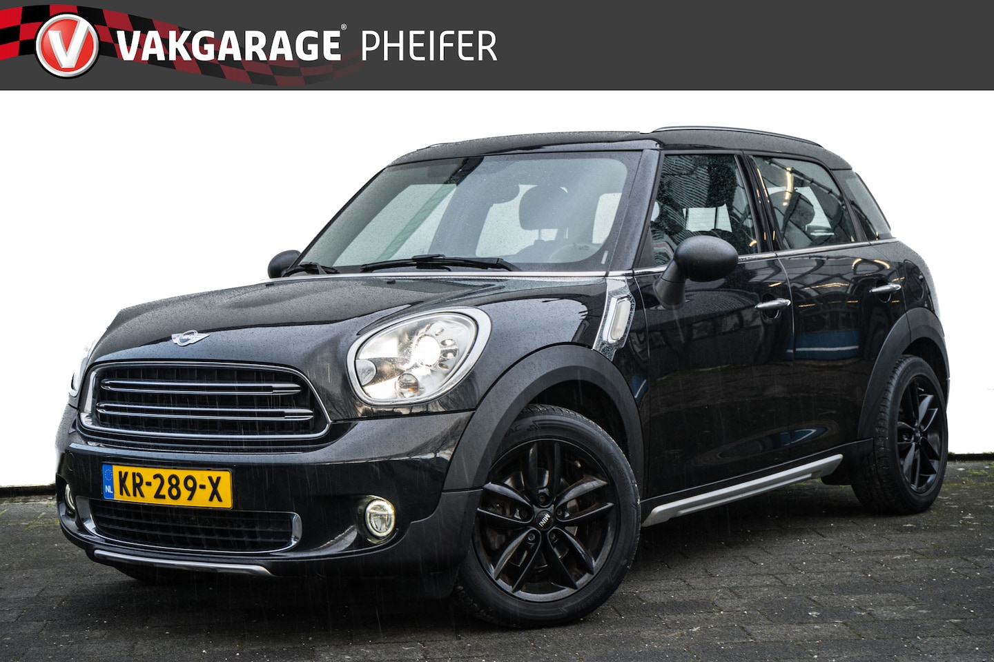 MINI Countryman - Mini 1.6 Pepper Navigatie/ Cruise control/ 17" Lmv/ Pdc/ Xenon/ Sportstoelen - AutoWereld.nl