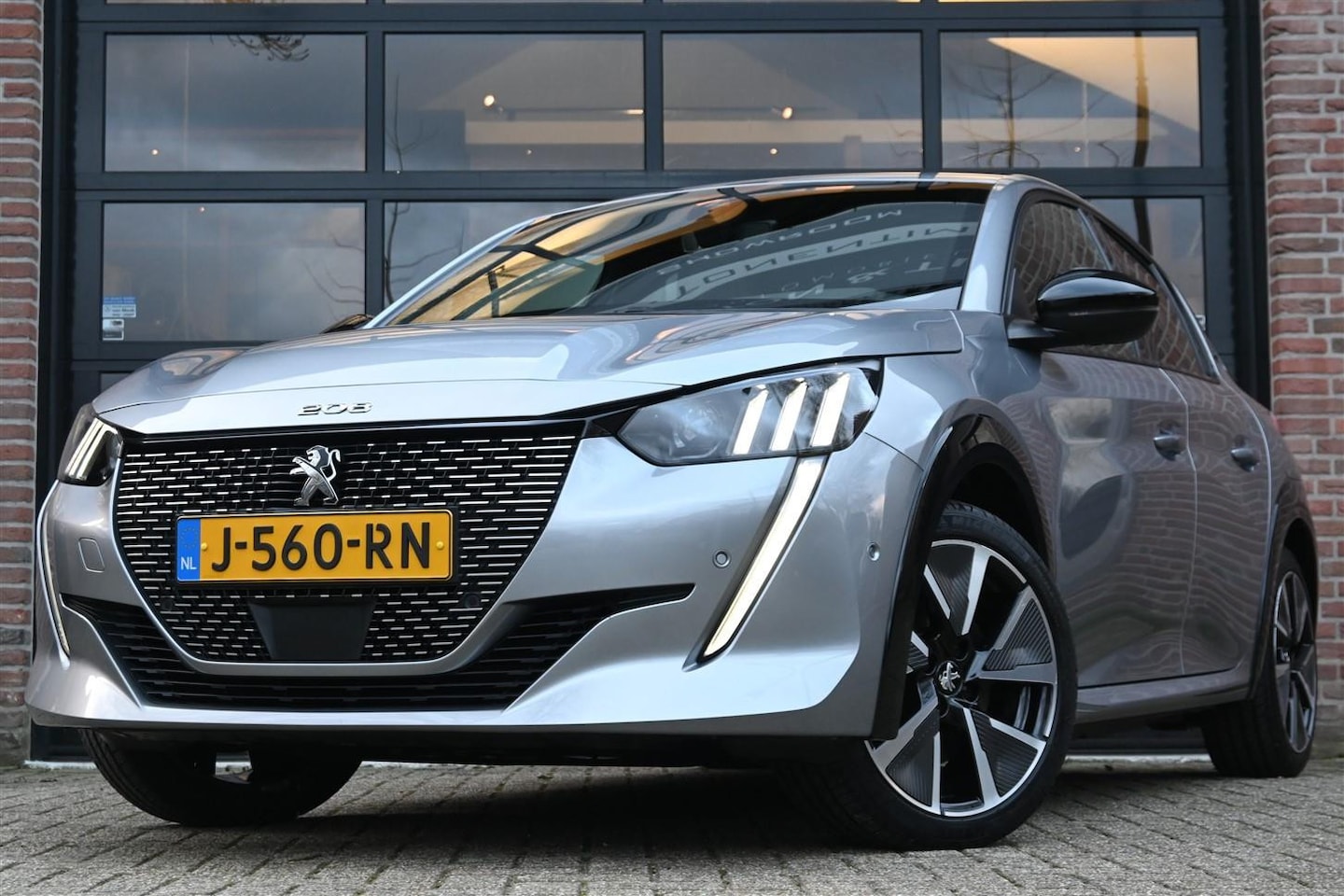 Peugeot e-208 - GT Line 350 50 kWh DEALER Sfeer A.Cam Alc/Leder '20 - AutoWereld.nl