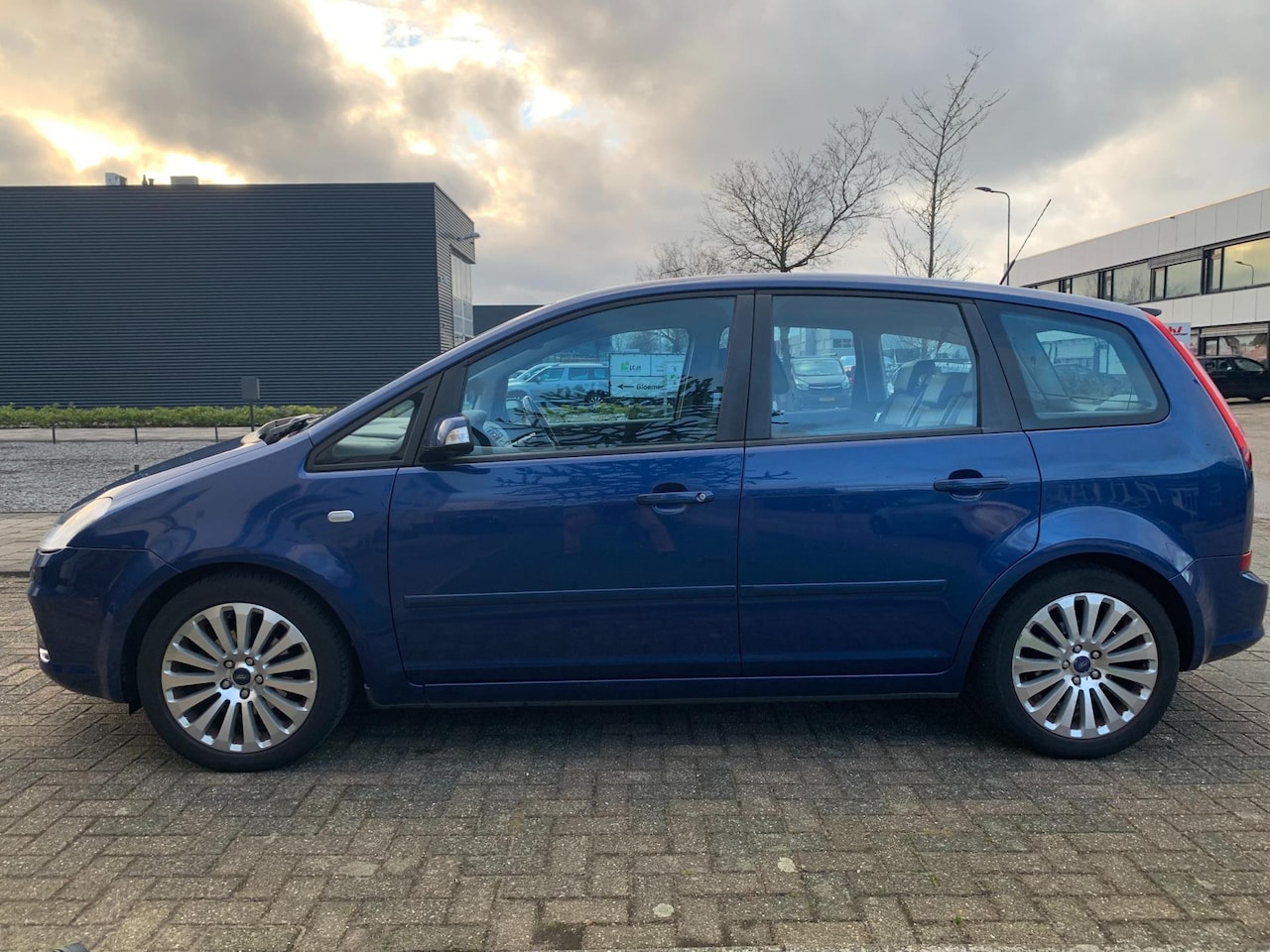 Ford C-Max - 1.8-16V Titanium 1.8-16V Titanium - AutoWereld.nl