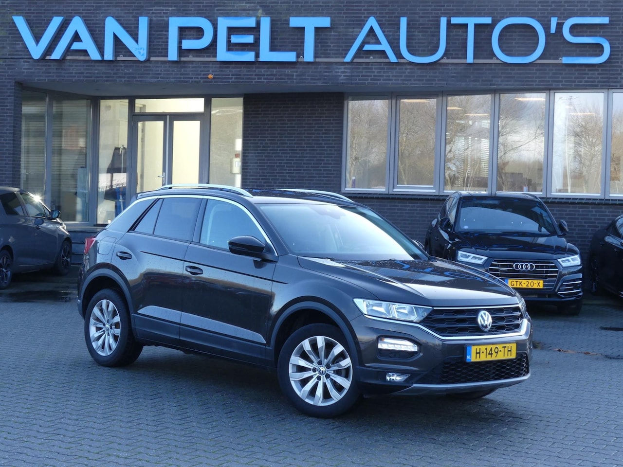 Volkswagen T-Roc - 1.0 TSI Style Business / Virtual Cockpit / Carplay / Camera - AutoWereld.nl