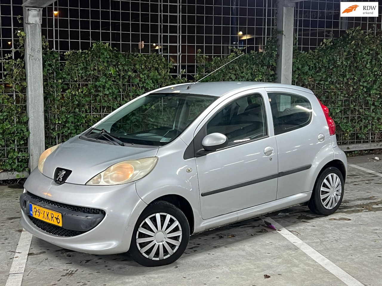 Peugeot 107 - 1.0-12V XR APPLE CARPLAY 5DRS - AutoWereld.nl