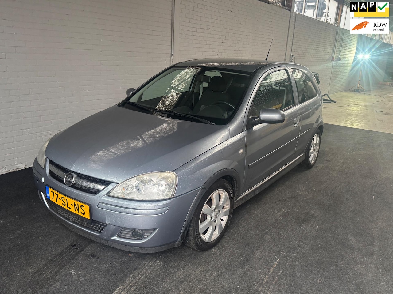 Opel Corsa - 1.2-16V Silverline 1.2-16V Silverline - AutoWereld.nl