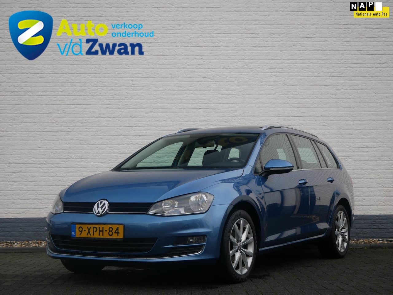 Volkswagen Golf Variant - 1.4 TSI Highline Pano/Massage/Navi - AutoWereld.nl