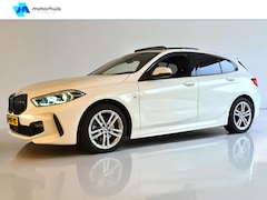 BMW 1-serie - (f40) 118i 136PK AUTOMAAT M-SPORT PANO NAVI PROF SHADOWLINE CAMERA WINTERPACK VIRTUAL NAP