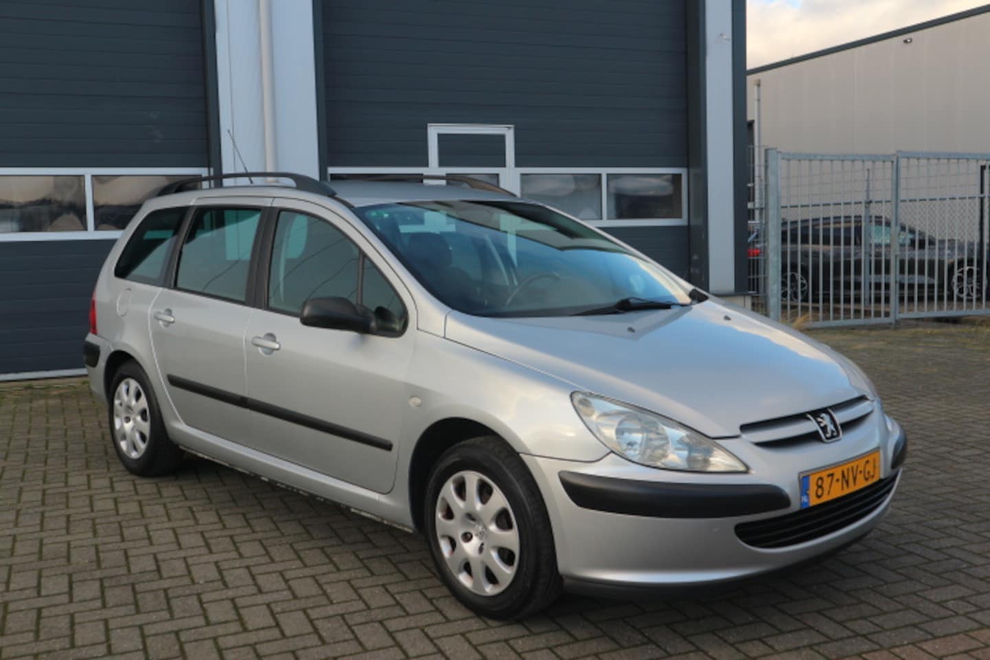 Peugeot 307 Break - 1.6-16V XS TREKHAAK - AutoWereld.nl