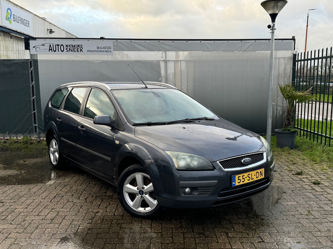 Ford Focus Wagon - 1.6-16V Futura - Airco - Cruise - APK 03-25 - AutoWereld.nl