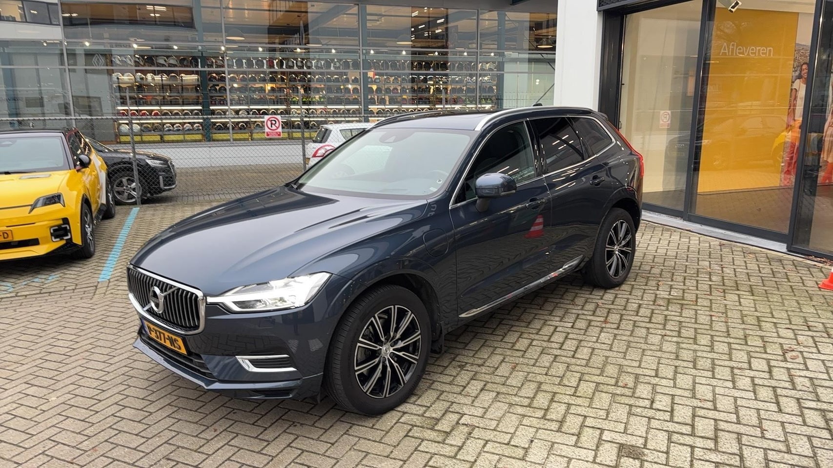 Volvo XC60 - 2.0 T8 Twin Engine AWD Inscription | Luchtvering | Adaptieve cruisecontrol | Premium audio - AutoWereld.nl