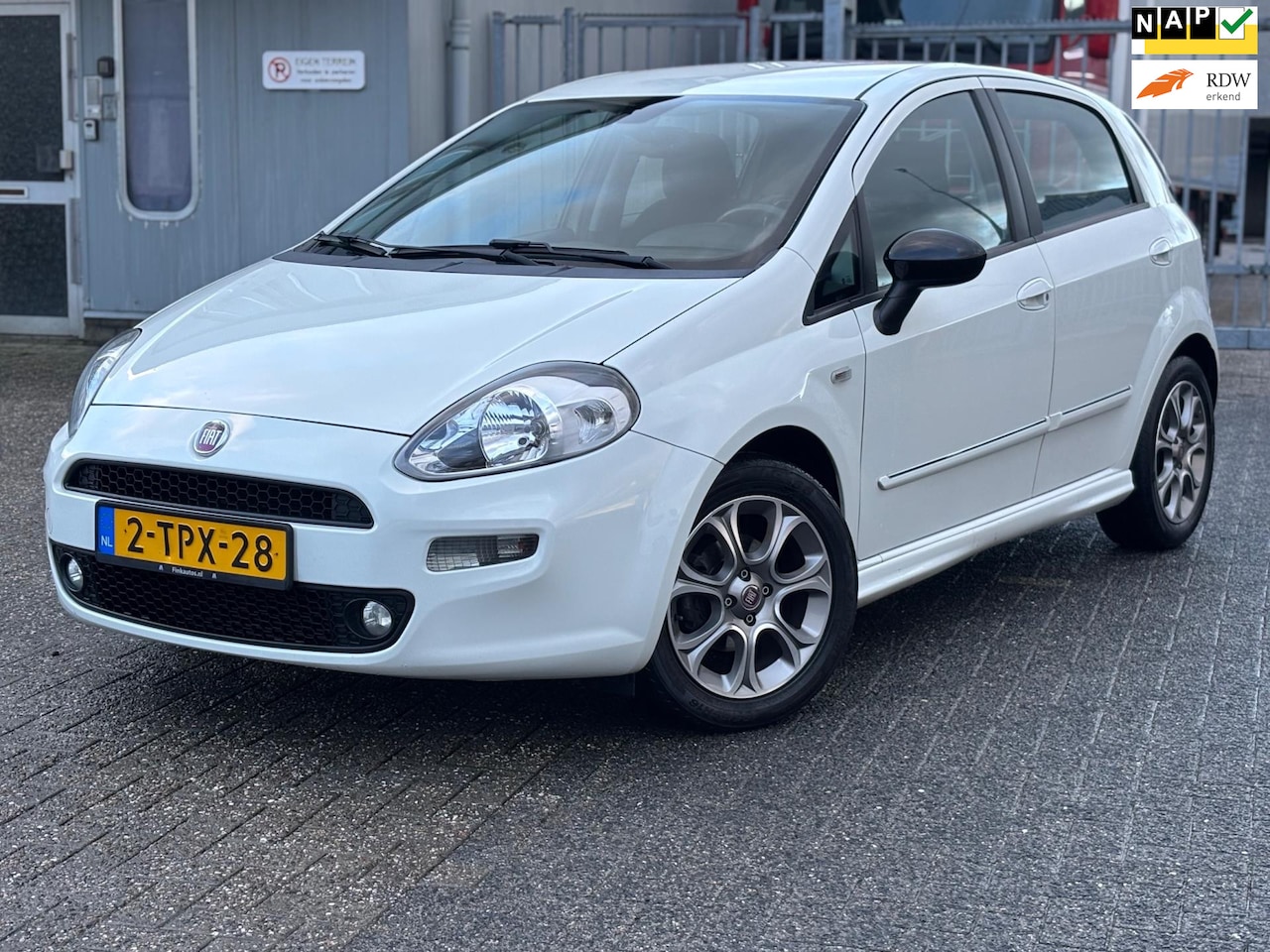 Fiat Punto Evo - 0.9 TwinAir Street 0.9 TwinAir Street, Nap, Nwe Apk, Airco, Pdc, Elek pkt - AutoWereld.nl