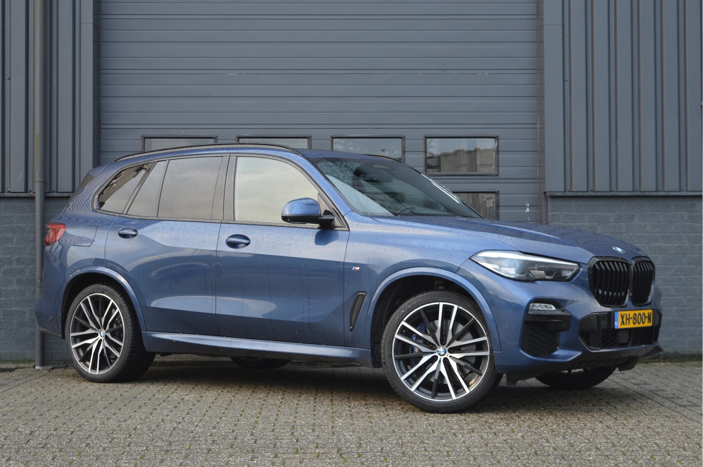 BMW X5 - xDrive30d High Executive | M-PAKKET | PANO | LUCHTVERING | ACC | - AutoWereld.nl