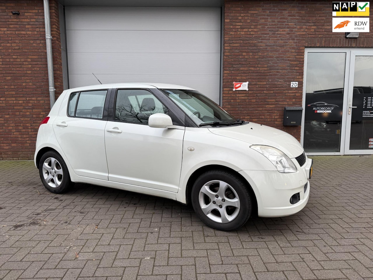 Suzuki Swift - 1.3 GA|AIRCO|5 DEURS|NIEUWE APK - AutoWereld.nl