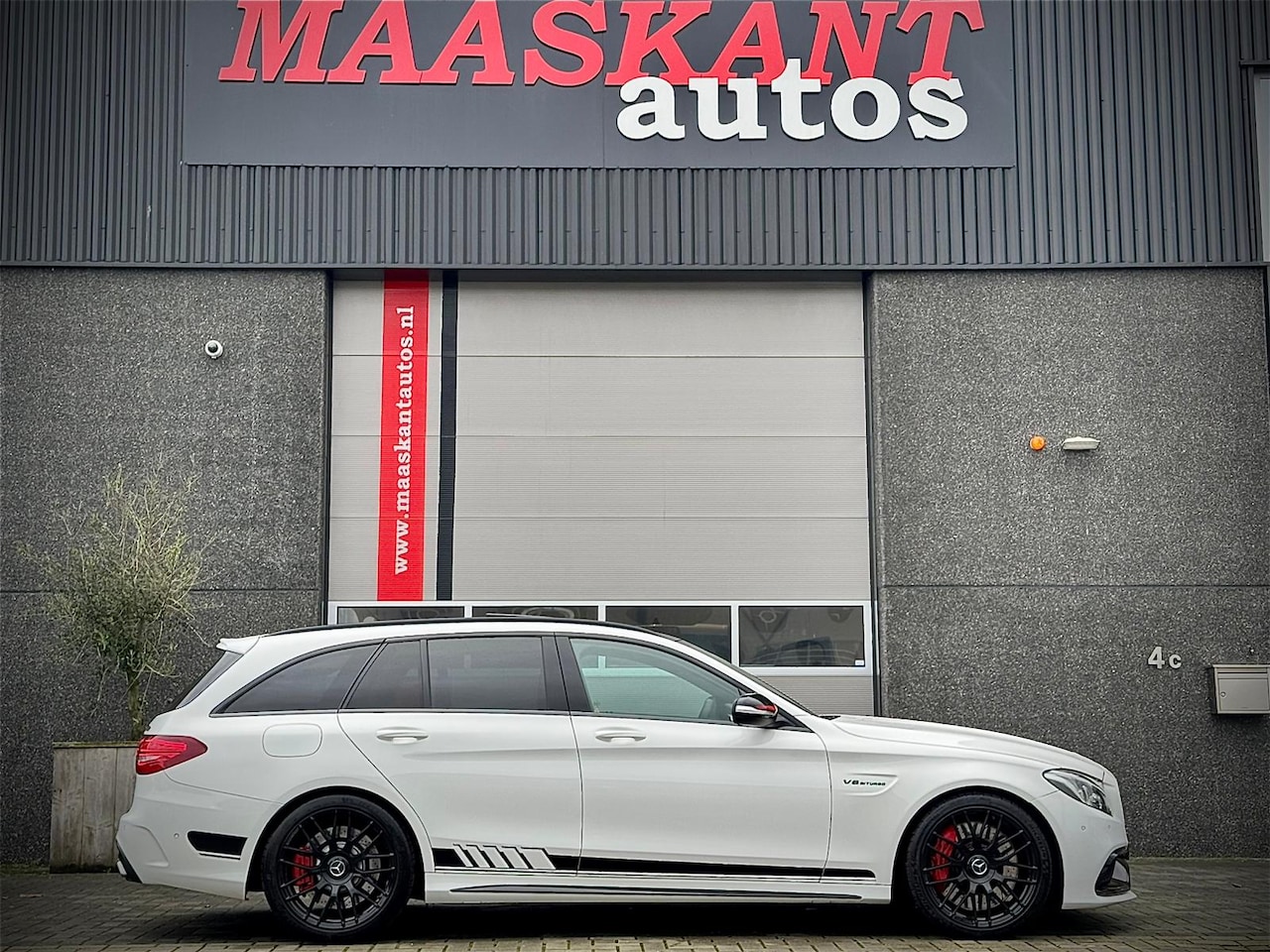 Mercedes-Benz C-klasse Estate - C63 AMG S / Edition1 / Performance seats / Burmester / Pano / Nappa leather / Nice conditi - AutoWereld.nl