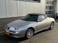 Alfa Romeo Spider - 2.0-16V T.Spark L | Nieuwe APK | bodem heeft in de toekomst aandacht nodig | Meeneemprijs