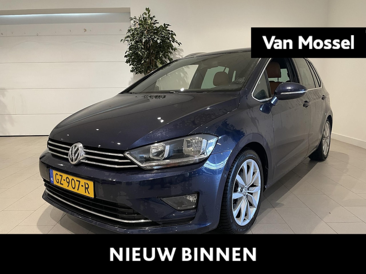 Volkswagen Golf Sportsvan - 1.4 TSI Business Edition | Automaat | Apple Carplay | Lederen/Suede Bekleding | Stoelverwa - AutoWereld.nl