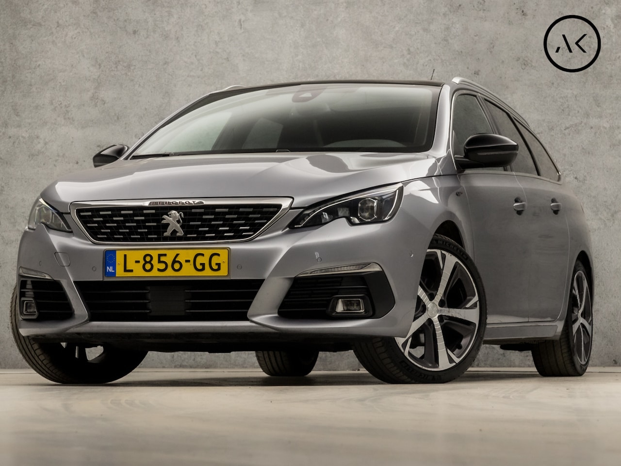 Peugeot 308 SW - 1.2 PureTech GT Line Sport Automaat (PANORAMADAK, APPLE CARPLAY, GROOT NAVI, 360 CAMERA, M - AutoWereld.nl