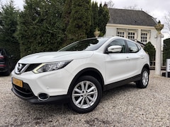 Nissan Qashqai - 1.2 Acenta / Navi. / Airco / Stoelverw. / Trekhaak