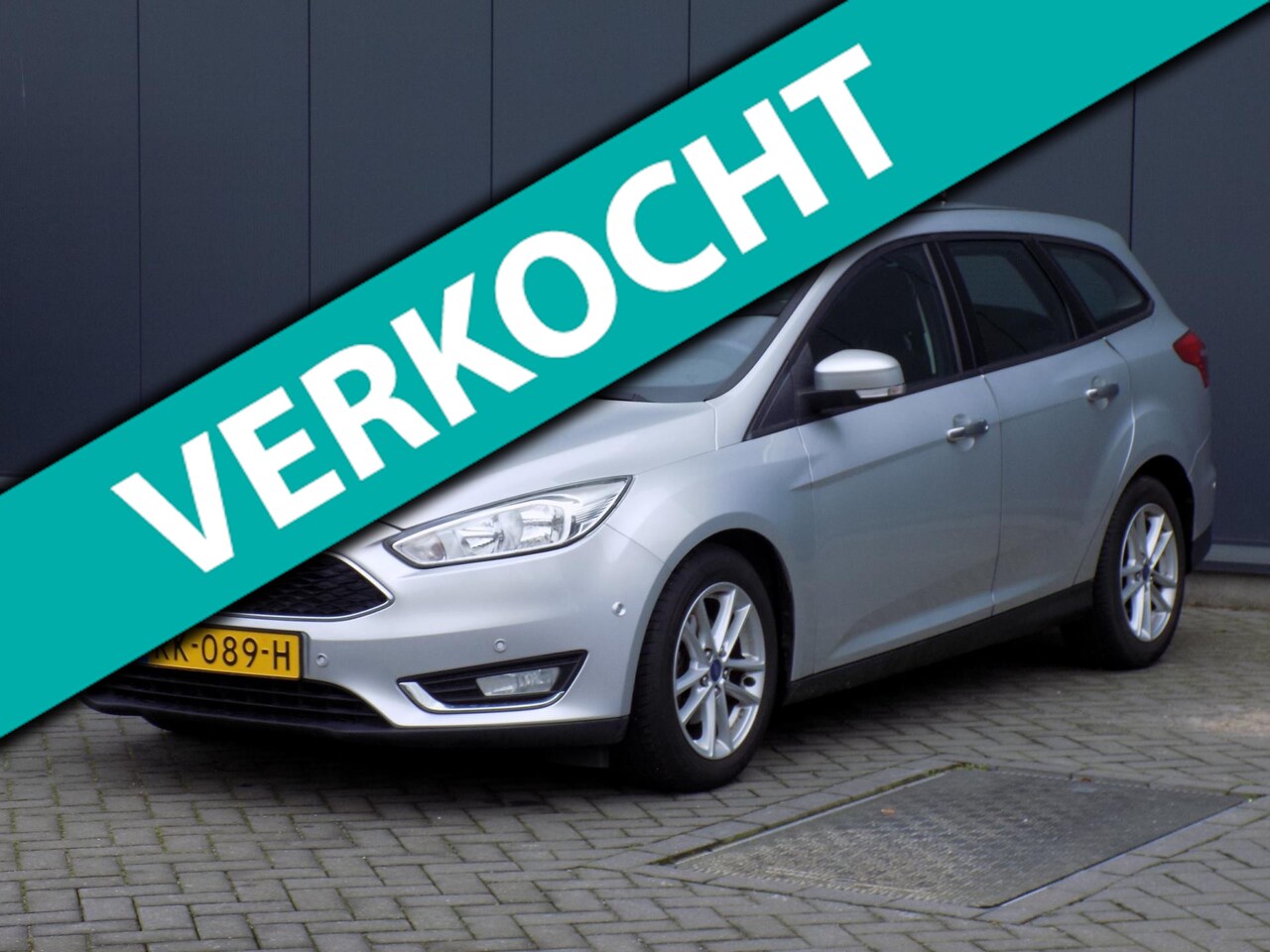 Ford Focus Wagon - 1.0 Titanium Edition 6-Bak - AutoWereld.nl