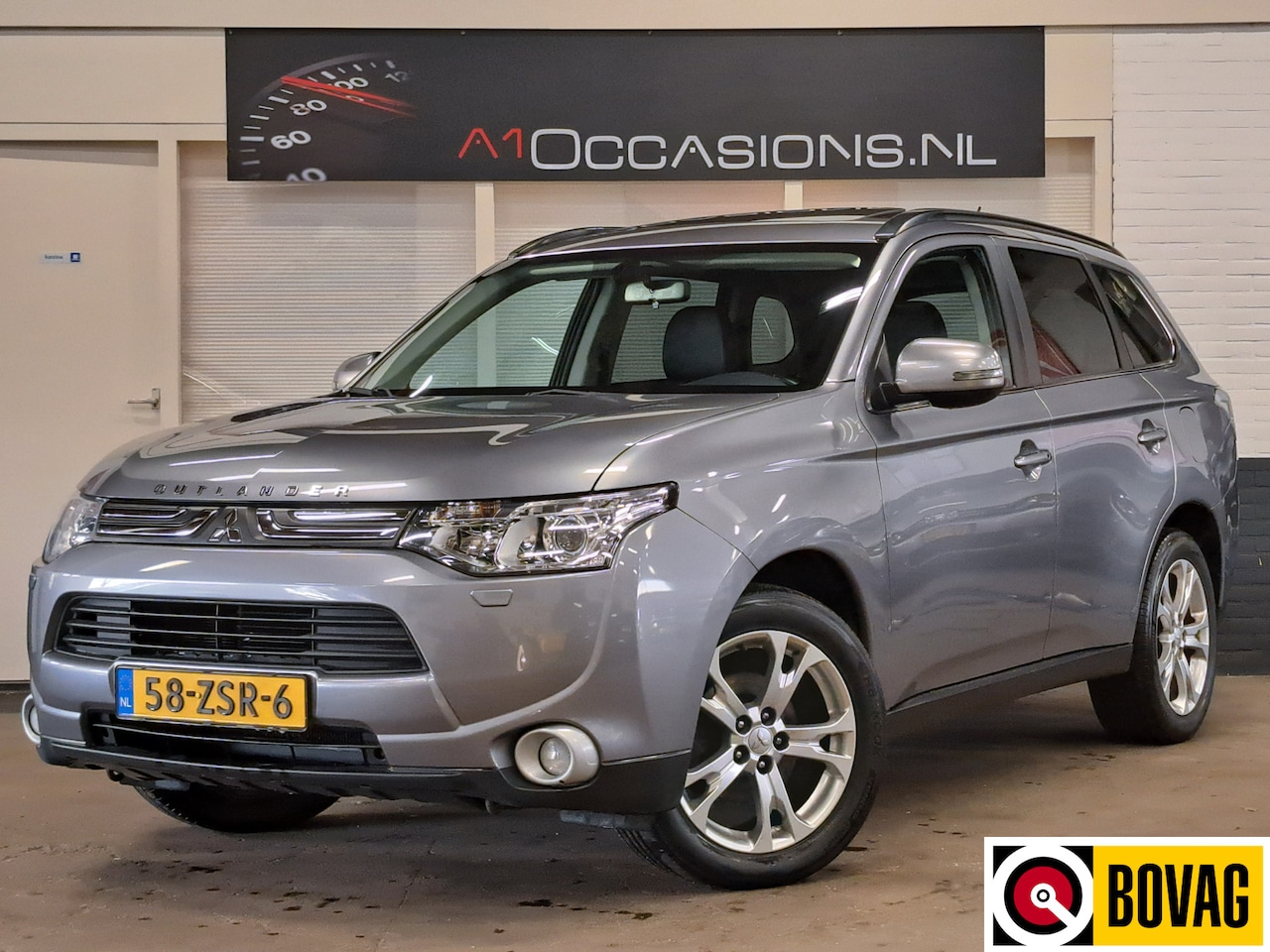 Mitsubishi Outlander - 2.0 Instyle 4WD + LEDER + NAVI + STOELVERWARMING !! - AutoWereld.nl