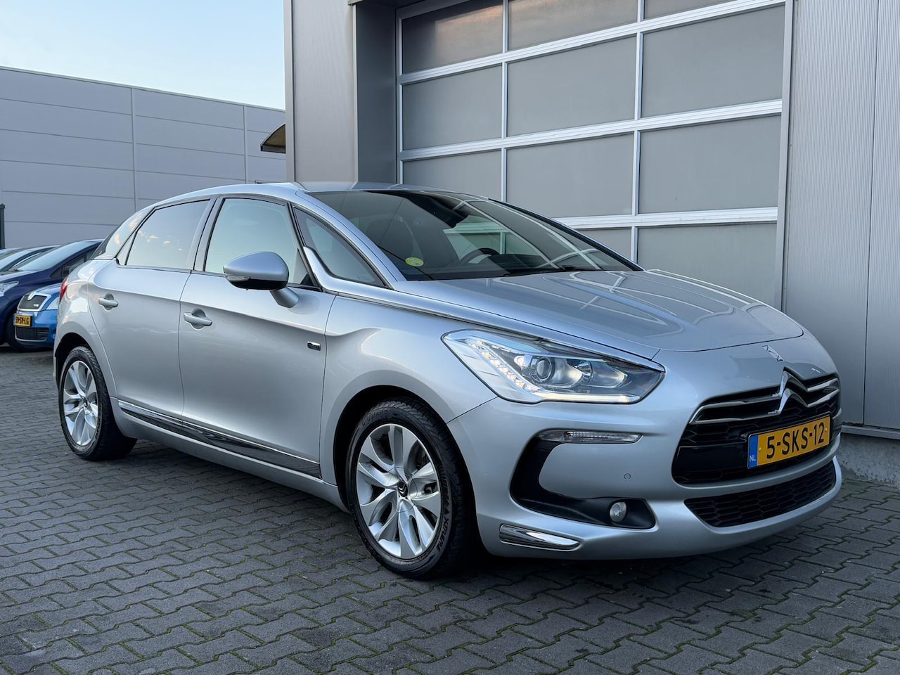 Citroën DS5 - 2.0 Hybrid4 Business|Aut|Cruise|Climate|Cam|Navi - AutoWereld.nl