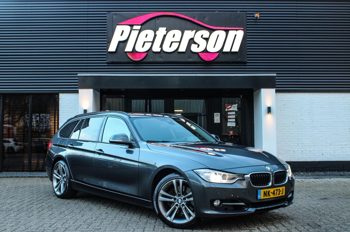 BMW 3-serie Touring - 328i M-Sport XENON CLIMA PDC NAVI - AutoWereld.nl