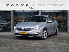 Volvo S60 - T2 Polar+ Dynamic | Schuif-/ kanteldak| Verwarmbare voorstoelen| Verwarmbare voorruit| Stu