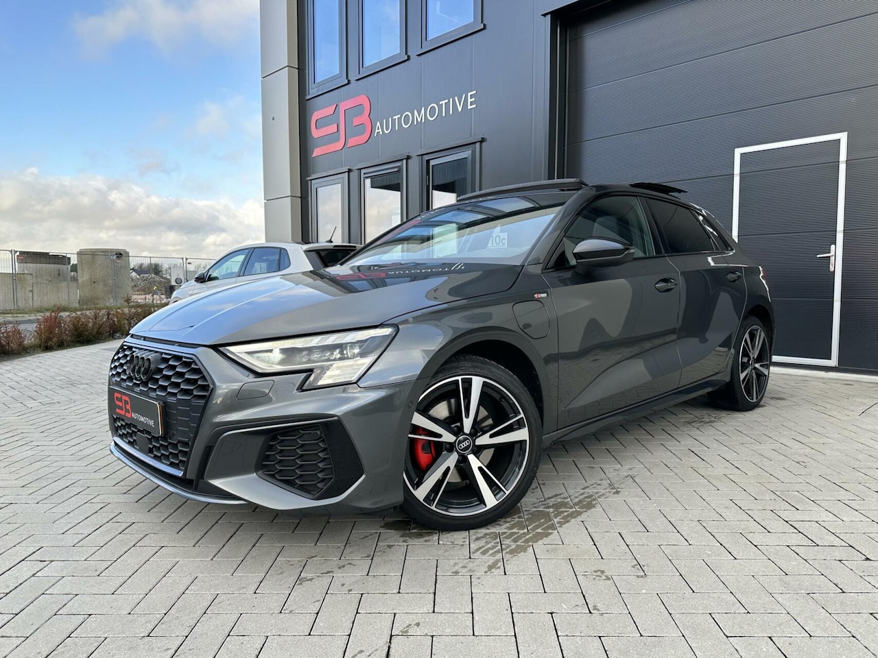 Audi A3 Sportback - 45 TFSI e S edition 245PK PANO FULL OPTION - AutoWereld.nl