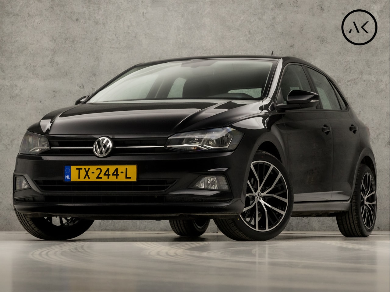 Volkswagen Polo - 1.0 TSI Sportline (DIGITAL COCKPIT, GROOT NAVI, CLIMATE, LM VELGEN, SPORTSTOELEN, ADAPTIVE - AutoWereld.nl