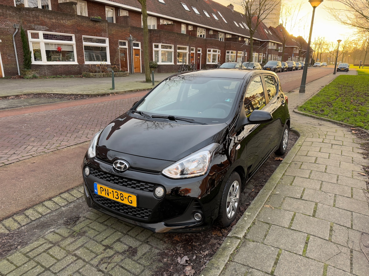 Hyundai i10 - 1.0i Comfort - AutoWereld.nl