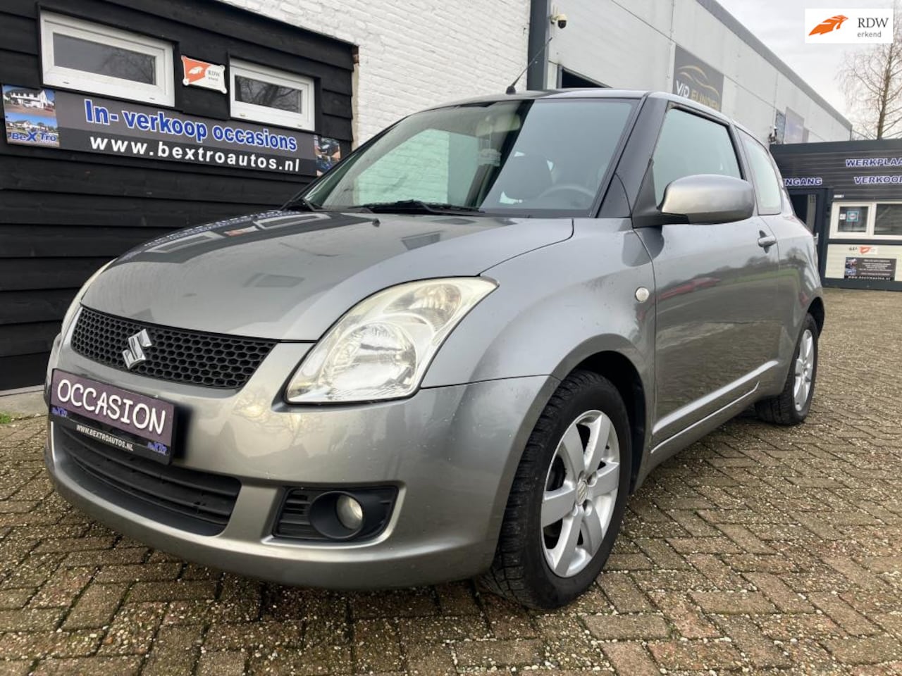 Suzuki Swift - 1.5 VVTi EXCLUSIVE KEYLESS-GO LUXE UITVOERING INCL 6 MND GARANTIE !! + NWE APK + GROTE BEU - AutoWereld.nl