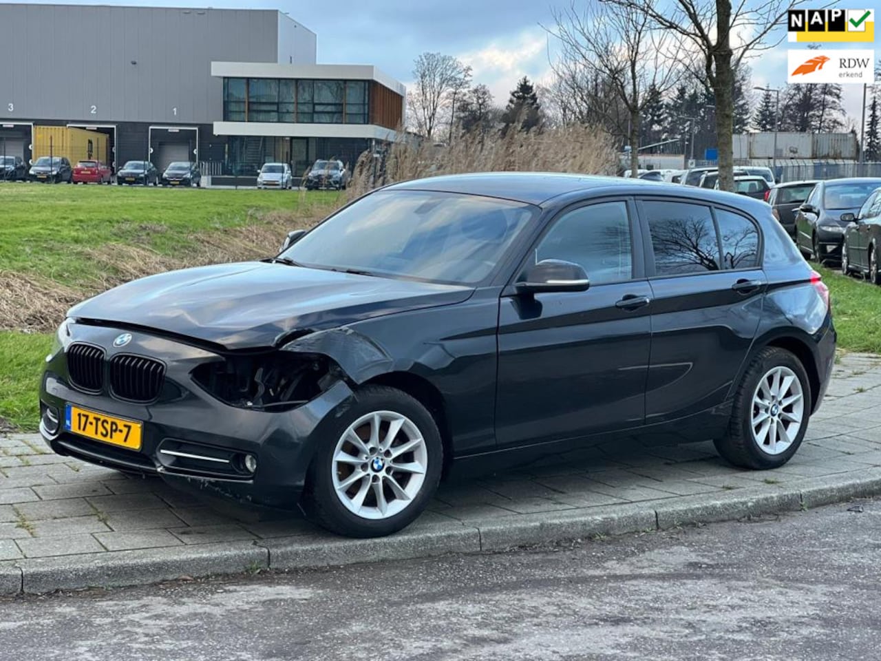 BMW 1-serie - 116i Business+ automaat| NL auto nap!! - AutoWereld.nl