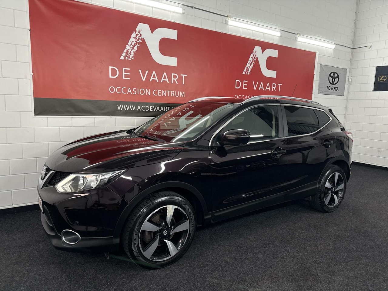 Nissan Qashqai - 1.2 Tekna - 1EIGENAAR/AUTOMAAT/PANO/CAM/NAP - AutoWereld.nl