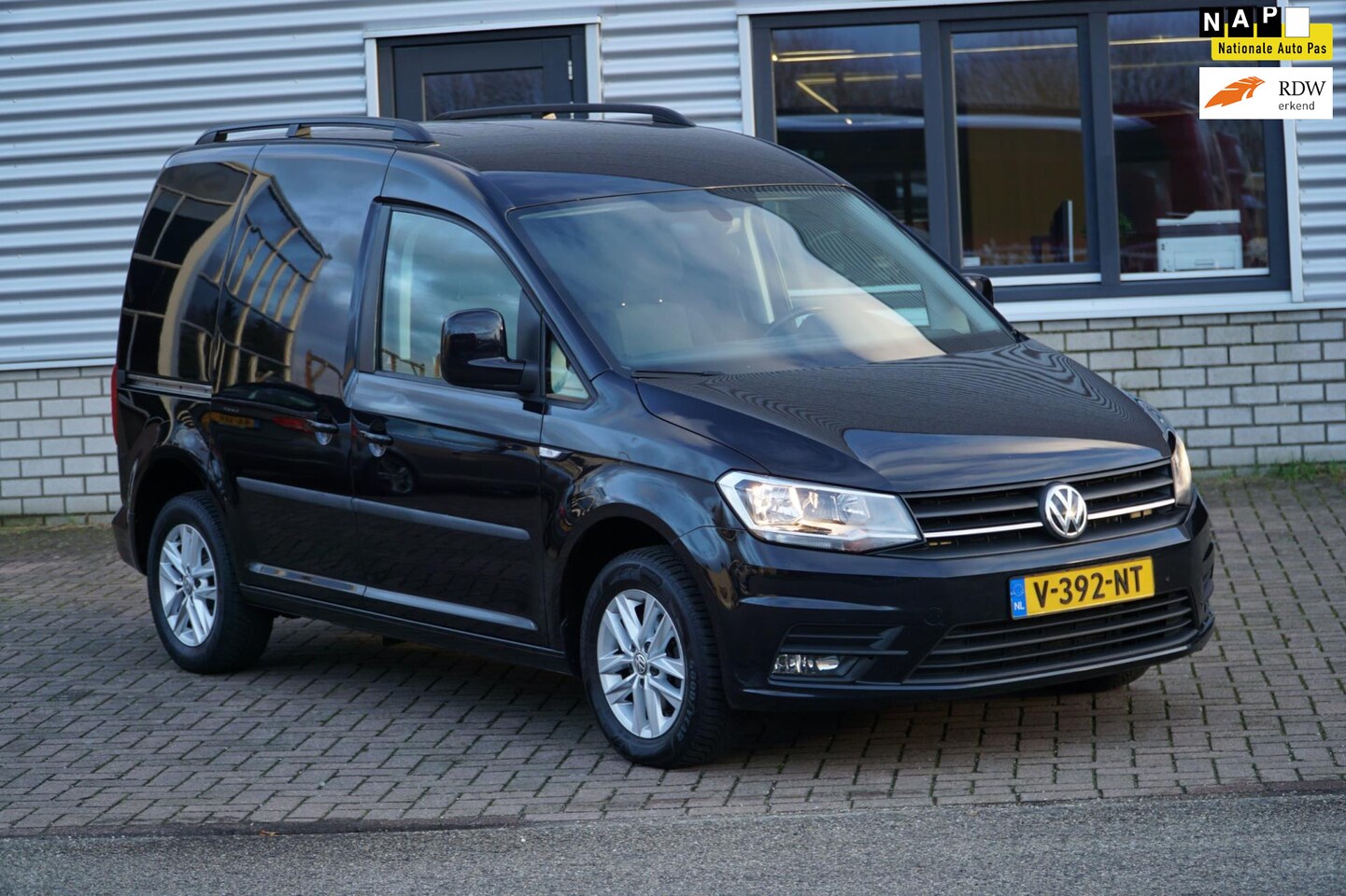 Volkswagen Caddy - 2.0 TDI L1H1 BMT Highline 1STE EIGENAAR - AutoWereld.nl