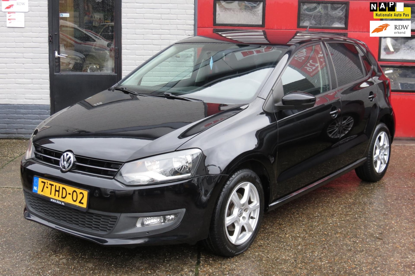 Volkswagen Polo - 1.2 TSI BlueMotion Edition 1.2 TSI BlueMotion Edition , 5 DEURS ,GROOT SCHERM ,CAMERA - AutoWereld.nl