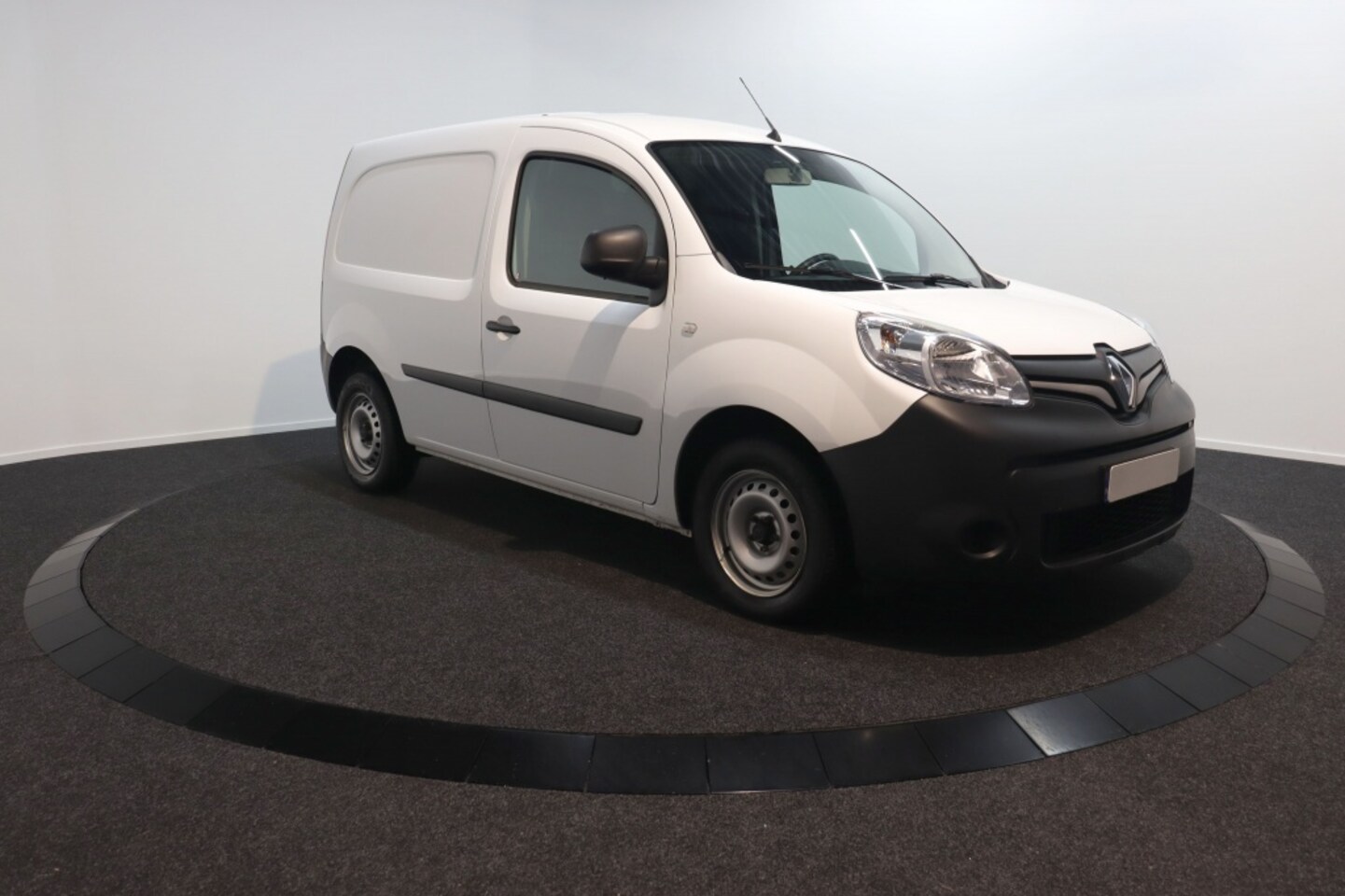 Renault Kangoo - 1.5 dCi Comfort 80 | Cruise control | Bluetooth | Betimmering - AutoWereld.nl