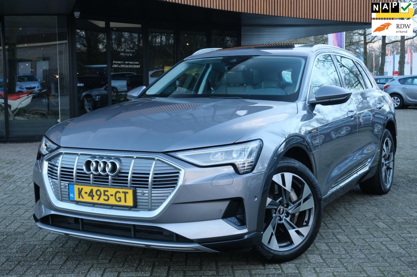 Audi e-tron - 55 quattro Business edition Plus 95 kWh/ACC/Pano/Lane Assist/Trekhaak/ - AutoWereld.nl