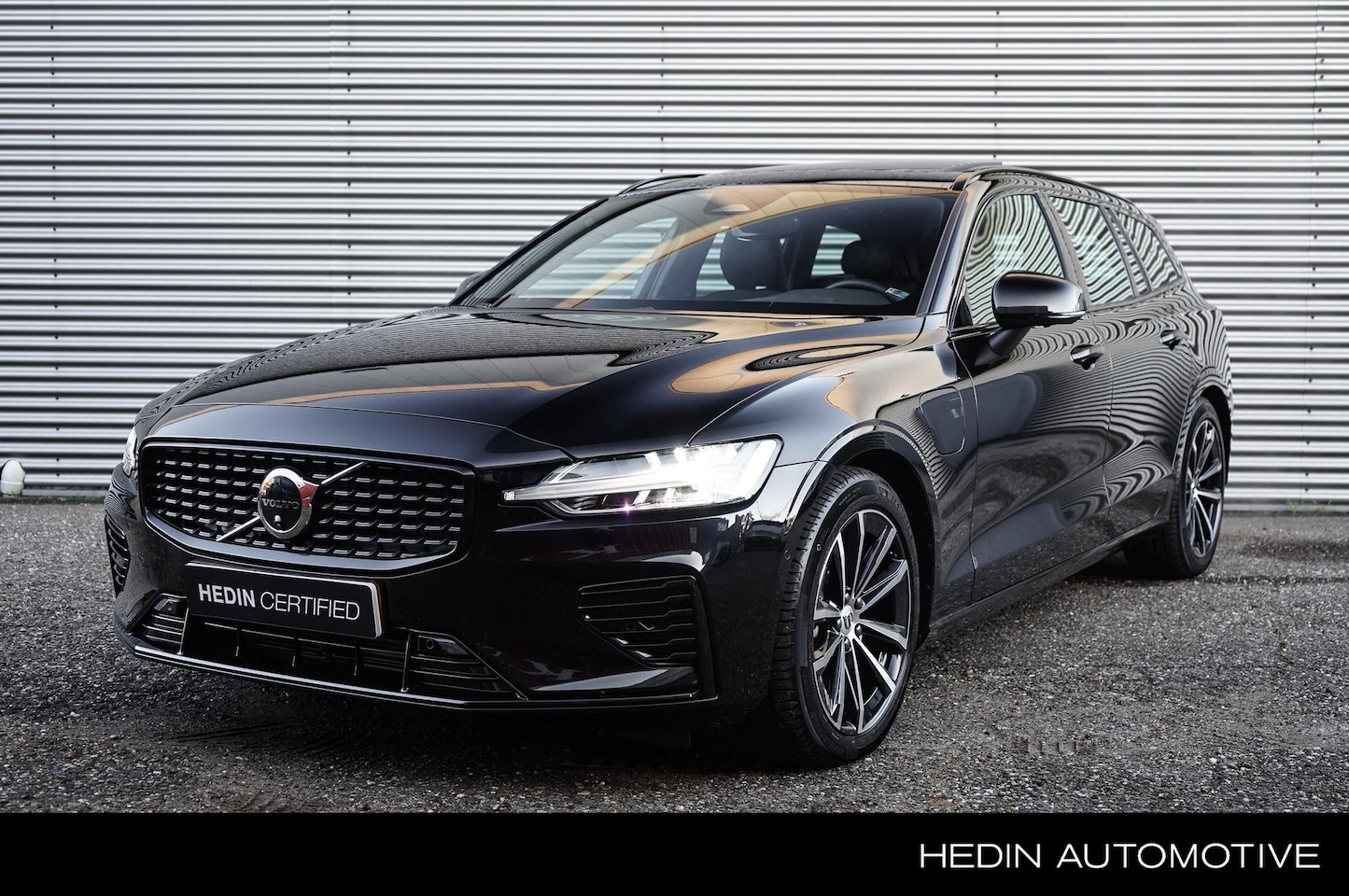 Volvo V60 - T6 Recharge AWD Plus Dark | DAB+| Adaptieve Cruise controle | BLIS |  Climate Controle | s - AutoWereld.nl