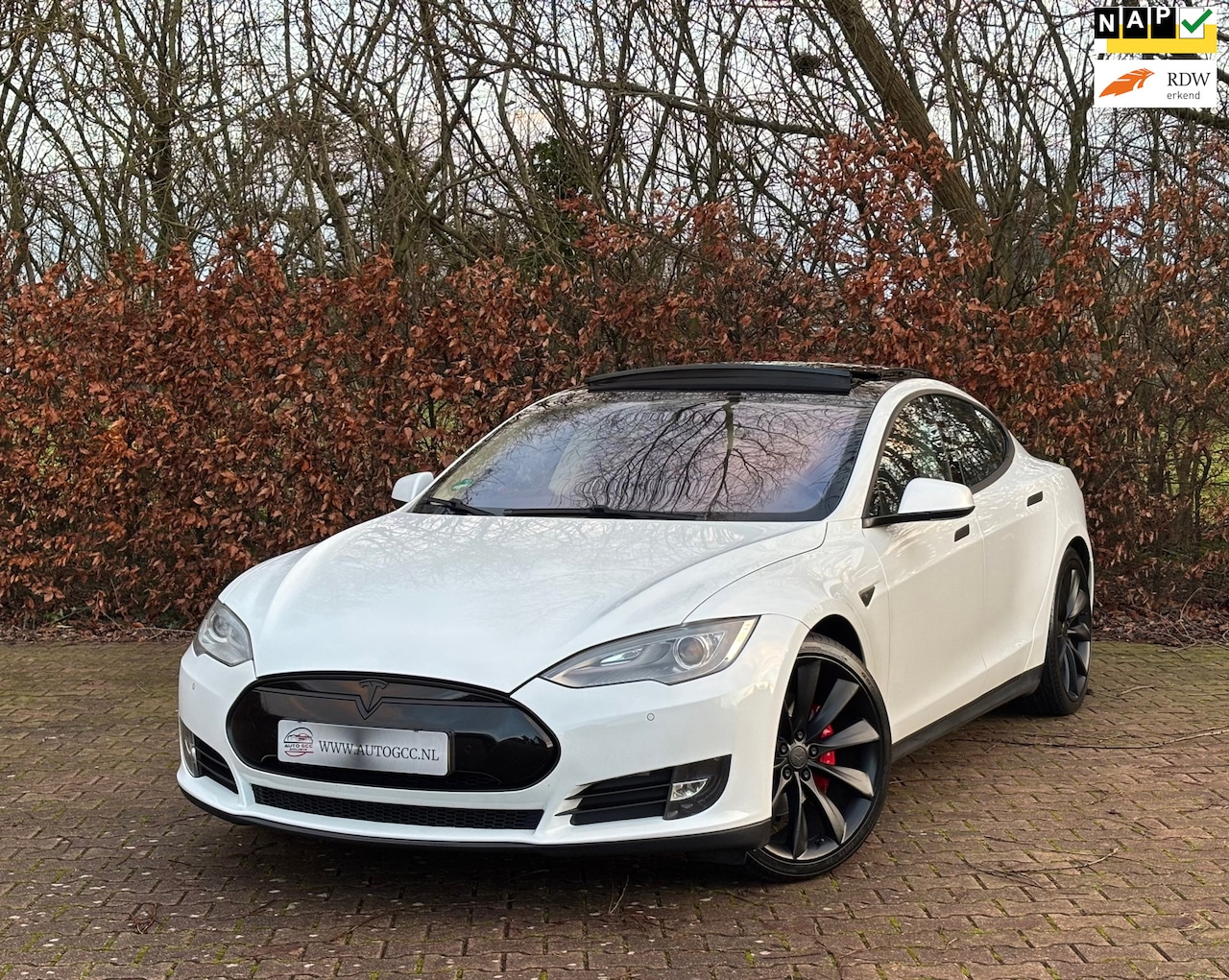 Tesla Model S - P85 Performance FREE SUPERCHARGING PANO NAP 21'' - AutoWereld.nl