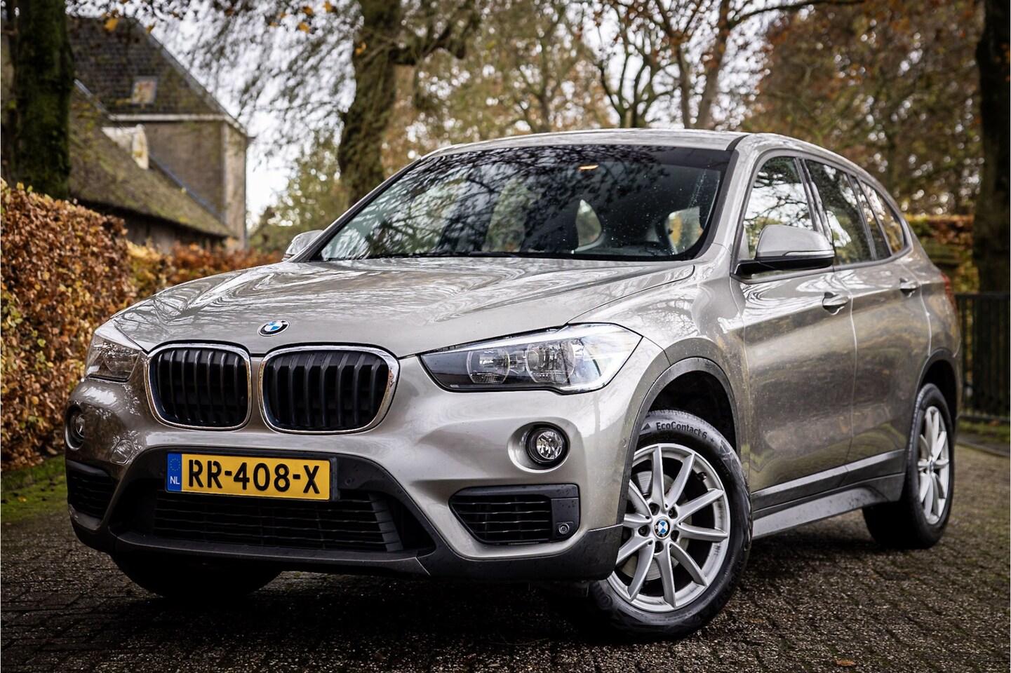 BMW X1 - sDrive18i Centennial Executive Camera Head Up - AutoWereld.nl