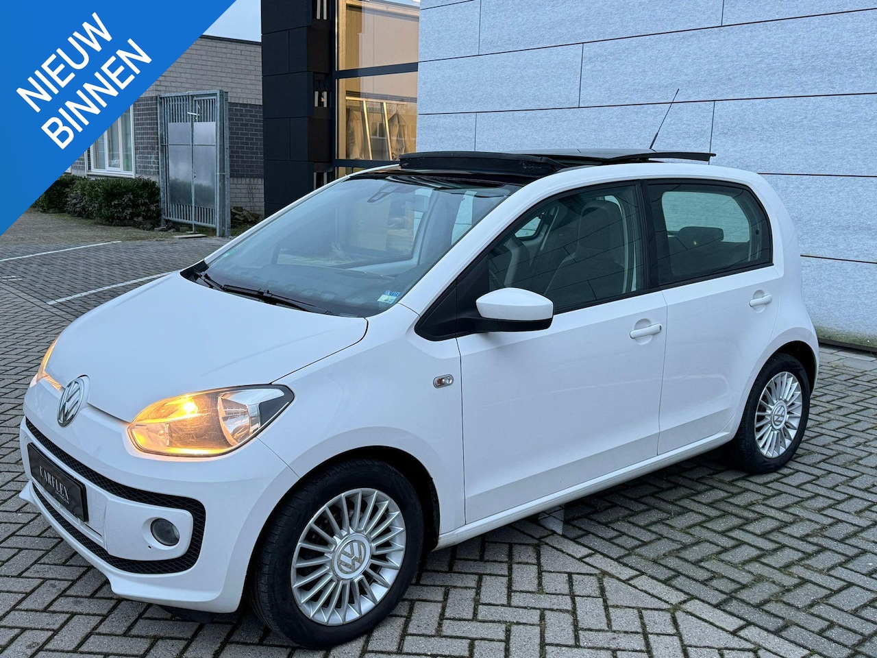 Volkswagen Up! - 1.0 move up! DAK/PDC/CRUISE - AutoWereld.nl