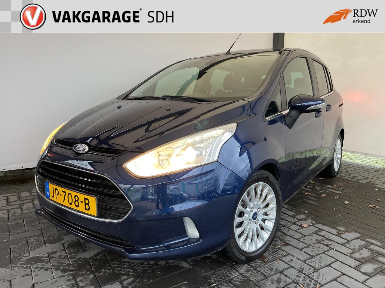 Ford B-Max - 1.0 EcoBoost Titanium|Schuifdeur|Licht metalen wielen|Climate Control - AutoWereld.nl