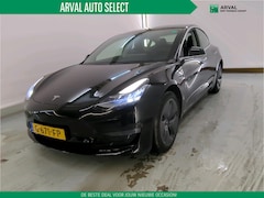 Tesla Model 3 - Long Range AWD 75 kWh | Autopilot | Trekhaak enkel voor fietsendrager | 18" Aero Velgen |