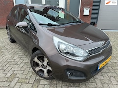 Kia Rio - 1.2 CVVT Super Pack / 5DRS / Airco / Cruise / LM / NAO