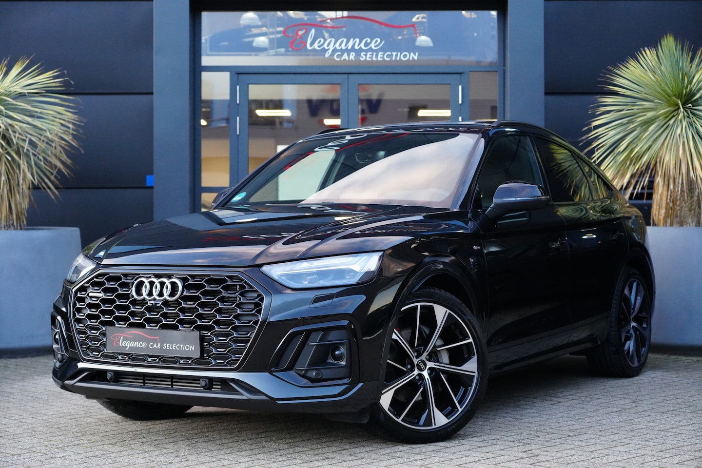 Audi Q5 Sportback - 55 TFSI e S edition 367pk Panoramadak/Stoelverwarming/Camera - AutoWereld.nl