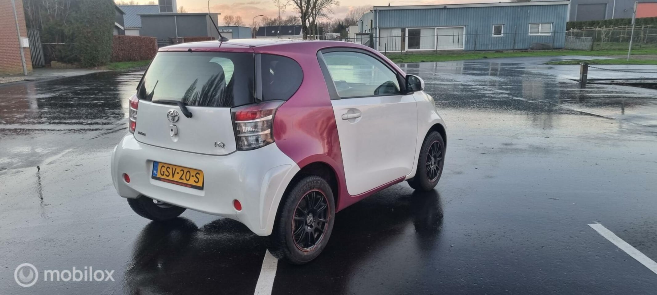 Toyota iQ - 1.0 VVTi Comfort lm wielen two color airco nwe apk