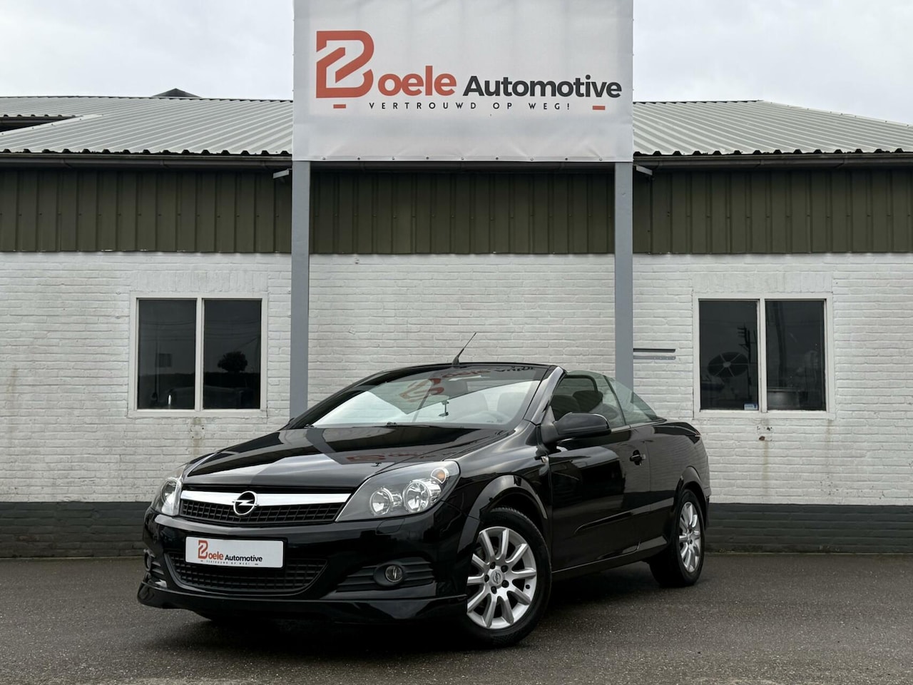 Opel Astra TwinTop - 1.8 Cosmo / Carplay / Distributie V.V. / Clima / Cruise / YOUNGTIMER - AutoWereld.nl