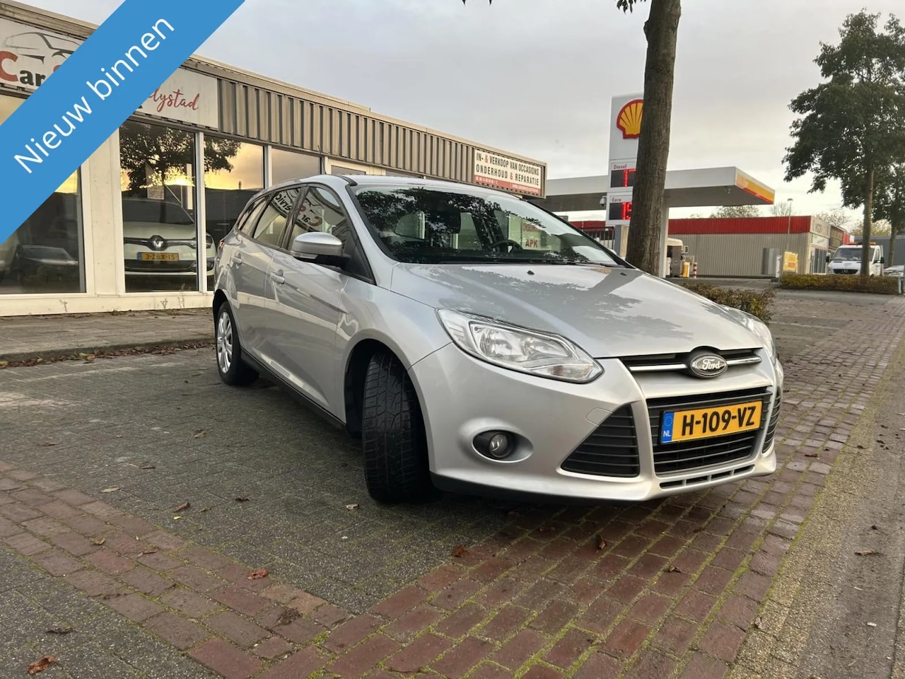 Ford Focus Wagon - 1.0 EcoBoost Titanium 1.0 EcoBoost Titanium - AutoWereld.nl